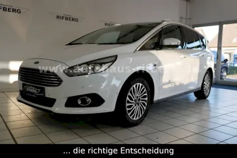 Ford S-Max  32758 Detmold - autoregio.de